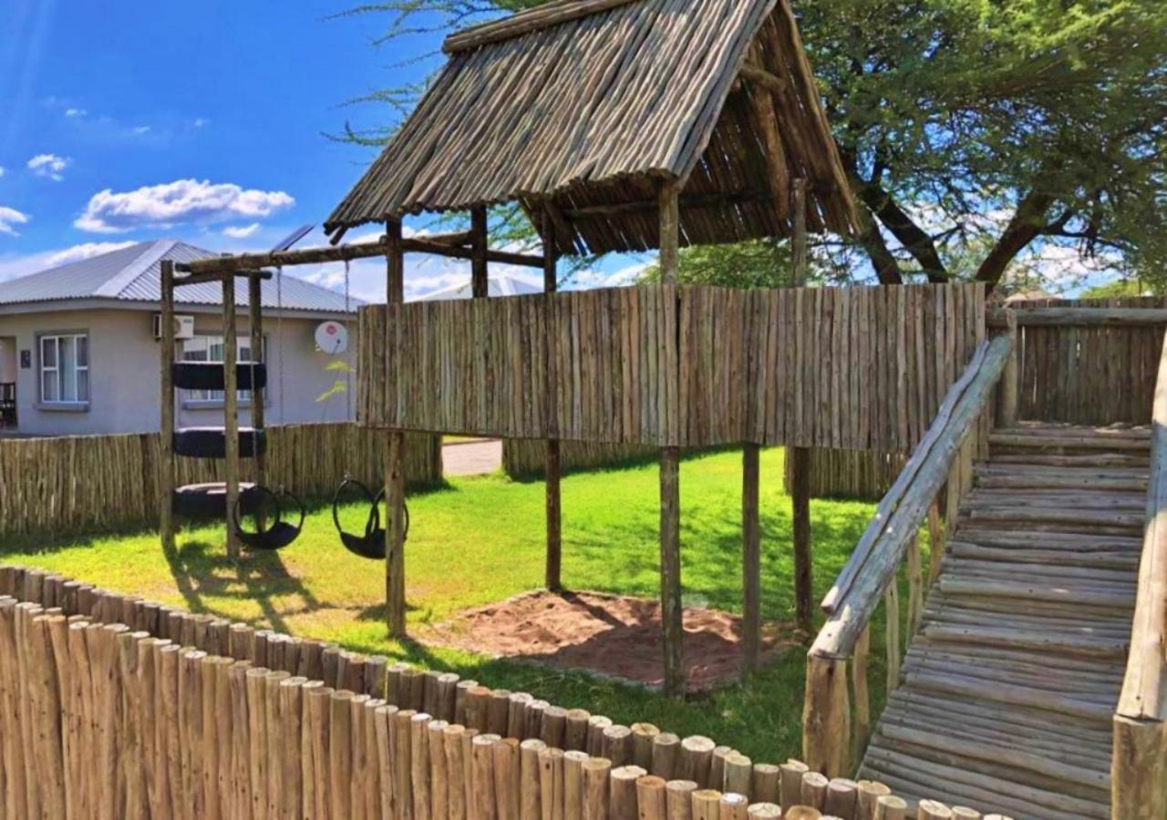 Tlou Safari Lodge Kasane Exterior foto